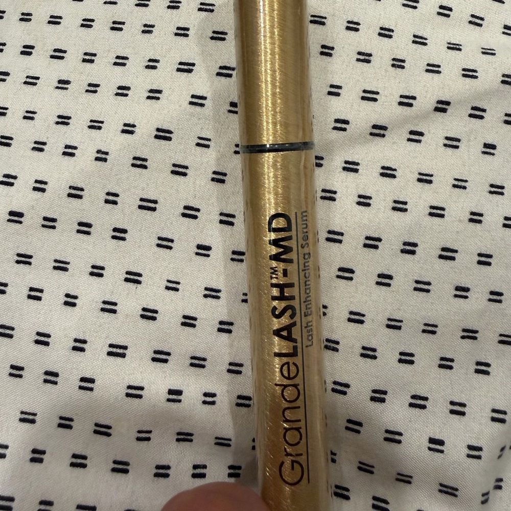 Grande Cosmetics Lash Enhancing S.